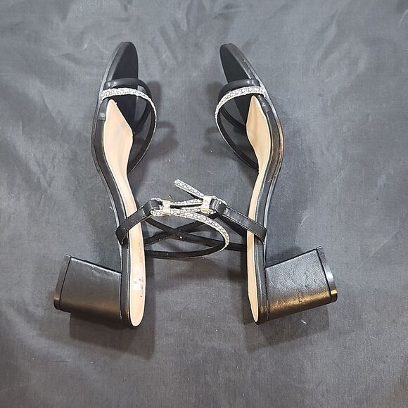 BRAND NEW UNILODY RHINESTONE   STRAP BLOCK HEEL SANDAL - Picture 12 of 15